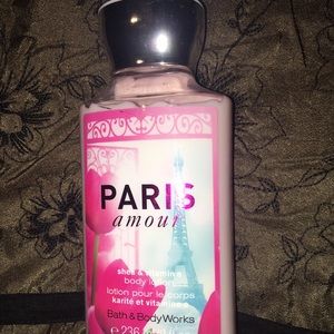 Paris Amour Lotion Bath & Body Works